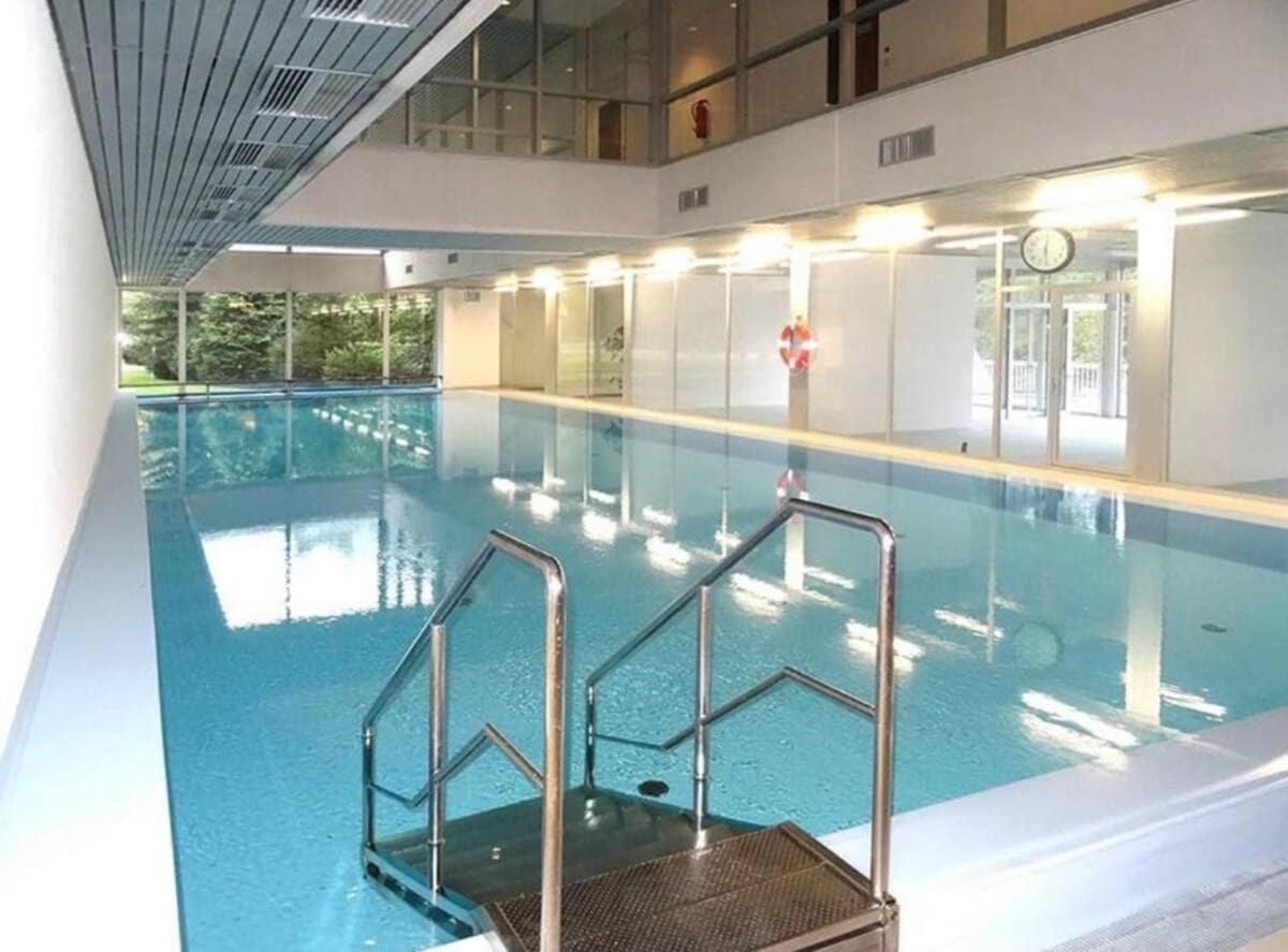 Apartment Modern 2 Bedroom With Pool And Gym *