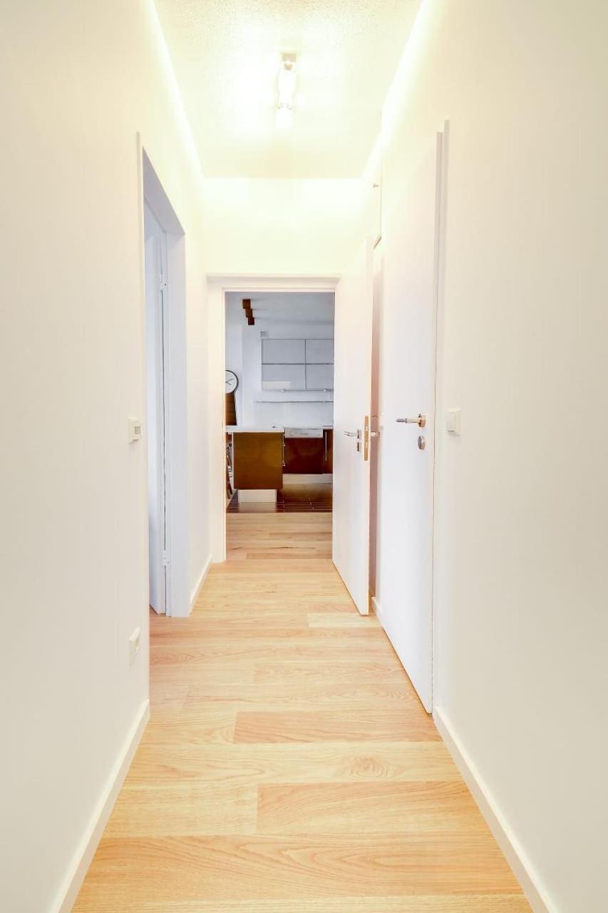 Modern 2 Bedroom With Pool And Gym Apartment Luxembourg
