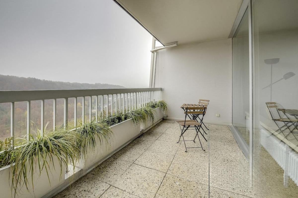 Modern 2 Bedroom With Pool And Gym Apartment *