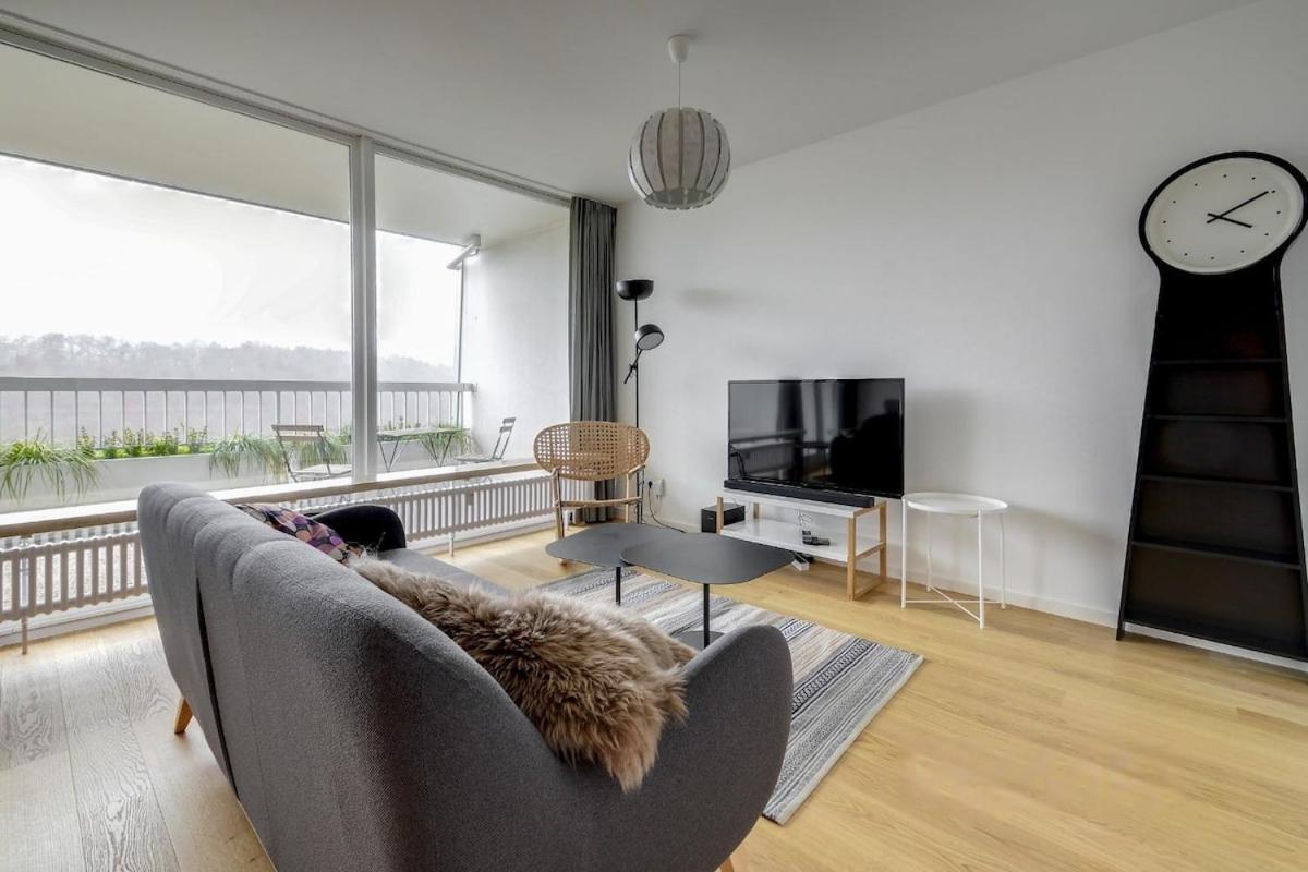 Modern 2 Bedroom With Pool And Gym *